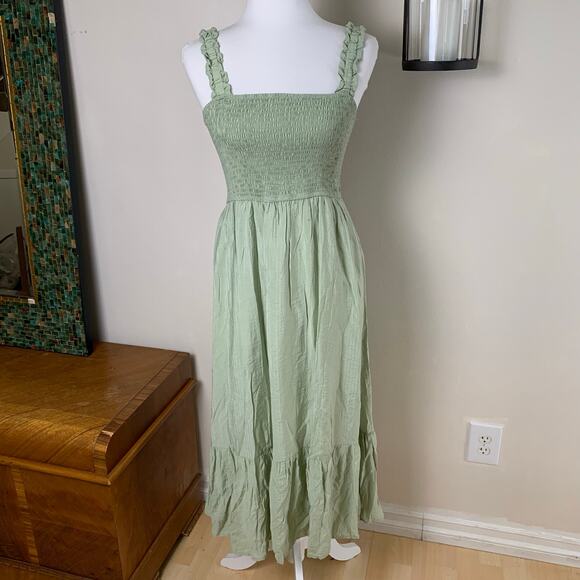 August Sky Size S Smocked Midi Dress Green Ruffle Straps Summer Cottagecore - Picture 2 of 12